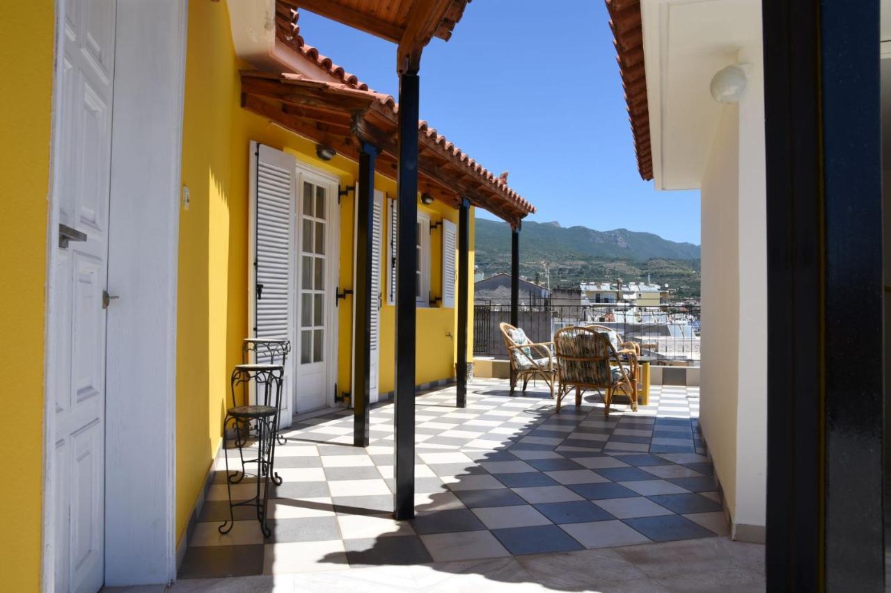 The Yellow Art Home Kalamata Dış mekan fotoğraf