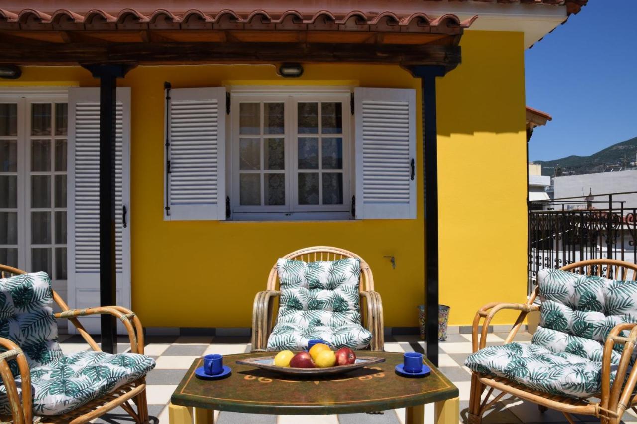 The Yellow Art Home Kalamata Dış mekan fotoğraf